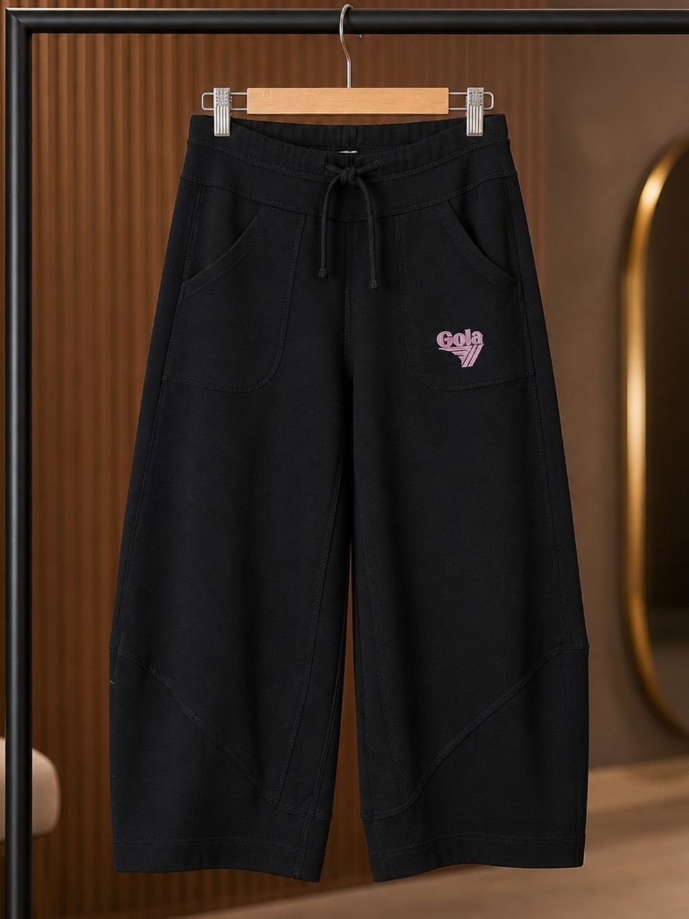 Anthropologie/Gola Women’s  Black Jogger Sweatpants with Pink Logo